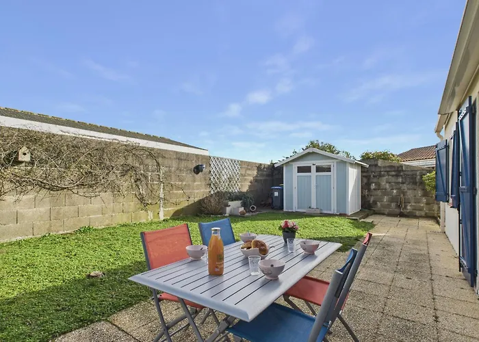 Holiday home Maison Pour 4 - Jardin - Coeur Des Sables D'olonne Les Sables-d'Olonne